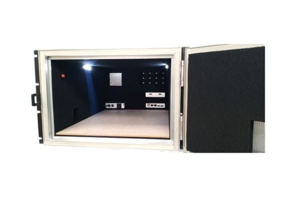 CAJA DE PRUEBAS BLINDADA CONTRA RF PARA MONTAJE EN RACK LBX2000 LabiFix RF Shield Box - Vista 4 de 9