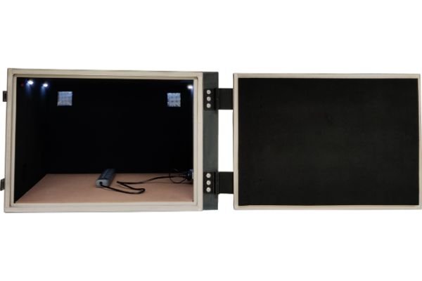 Box di test schermato RF LBX5600 per test di dispositivi RF e a microonde LabiFix RF Shield Box - Vista 10 di 13